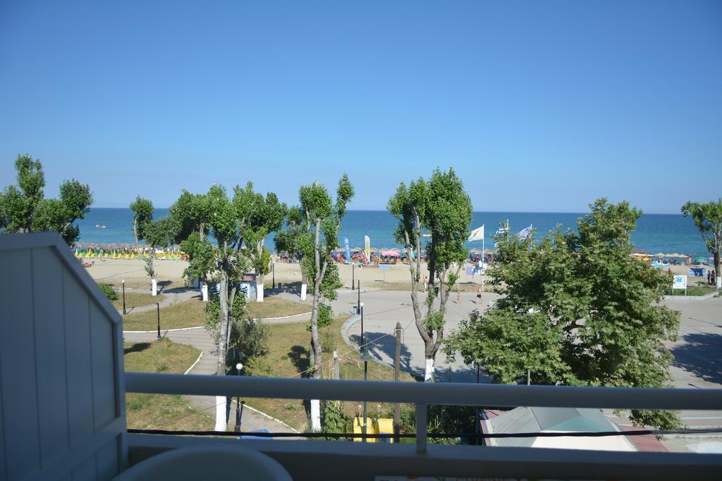Giorgos Apartments Sea View Olympiaki Akti Room photo