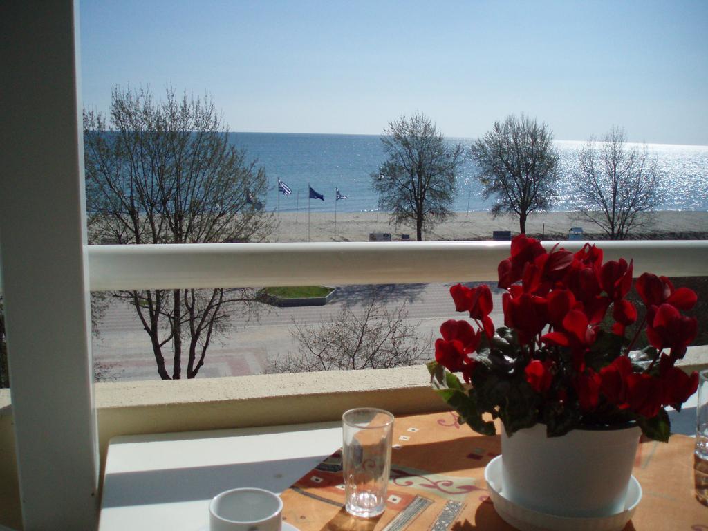 Giorgos Apartments Sea View Olympiaki Akti Exterior photo